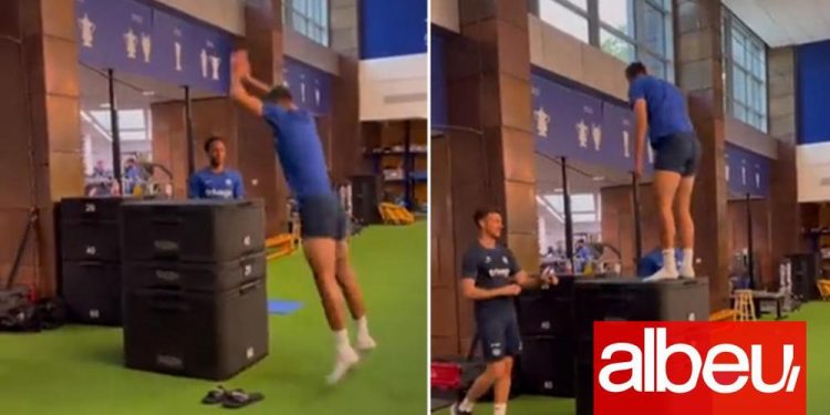 Armando Broja lë me “gisht në gojë” Sterling, anglezi befasohet nga shqiptari (Video)