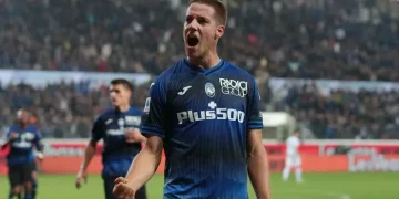 Atalanta fiton me përmbysje dhe merr kreun, një 18-vjeçar rishkruan historinë