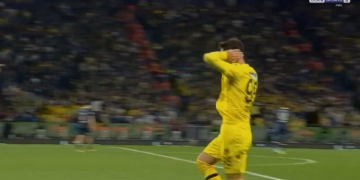 VIDEO/ Sulmuesi shqiptar i shënon dy herë Fenerbahçes, por… nuk arrin dot të zhysë “nëndetësen” turke