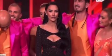 Bora Zemani ‘lë nam’, ngatërroi G-në me K-në dhe gafa e saj po bën xhiron e rrjetit (Video)