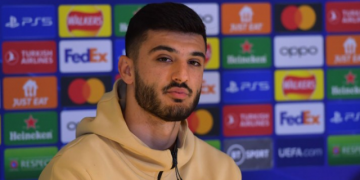 Armando Broja shfaqet në konferencën e shtypit me trajnerin e Chelsea: Jam krenar që vij nga Shqipëria dhe luaj për Kombëtaren e vendit tim