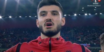 Armando Broja largohet nga Shqipëria për ndeshjen me Armeninë, shkon menjëherë tek mjekët e Chelsea