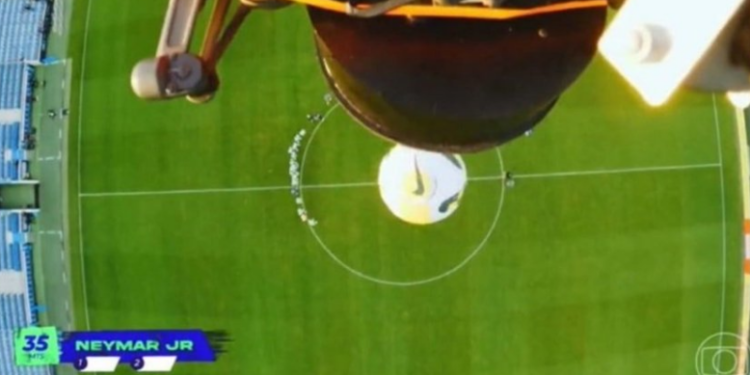 VIDEO/ Neymar i lë të gjitha pa fjalë në stërvitjen me Brazilin! Topi i lëshuar nga droni, e kontrollon teksa vinte nga lartësia e 35 metrave