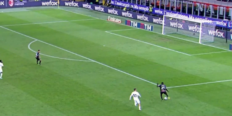 VIDEO/ Nuk është foto-montazh! Porta e Milanit ishte bosh në një moment kundër Spezias, Tatarusanu ishte larguar me lëvizjen gjeniale