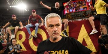 “Po të fitoja si Sarri do më kishin vrarë”! Murinjo mbron mbrojtësin që bëri gafën në derbi: Është i paprekshëm për mua