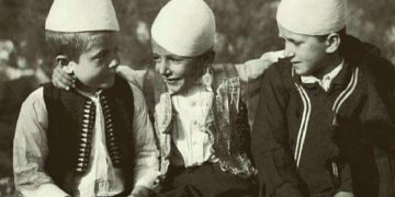 Arkeologu polak i piramidave ilire në Bosnje: Ja pse Europa nuk e pranon Shqipërinë në BE!