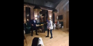 VIDEOLAJM/ Viktor Zhusti 80 vjeç dhe Mimika Luca 85 vjeç vërtetojnë se vitet janë thjesht numra
