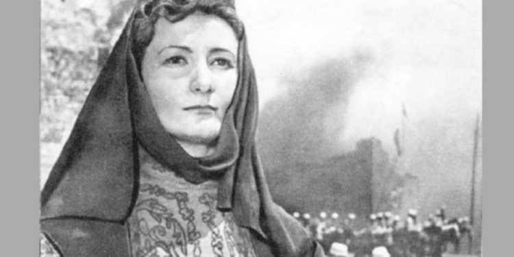 Pas dilemës së disa pseudo-historianëve, vërtetohet se nëna e Skënderbeut ishte shqiptare e pastër nga Pollogu i Iliridës