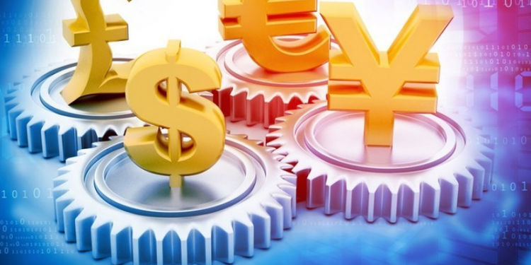 Këmbimi valutor: Dollari pëson sërish rënie drastike! Ja çfarë po ndodh me euron dhe monedhat e tjera të huaja