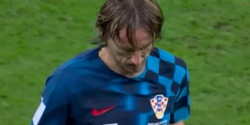 “Standing ovation” për një legjendë, Modriç e mbyll mes lotësh historinë e tij në Botëror