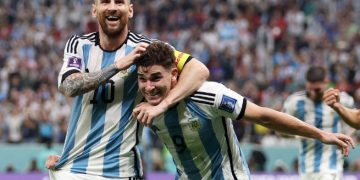 VIDEO/ Messi merr për “dore” Argjentinën dhe e çon në finale, Kroacia largohet me kokën lart nga Botërori