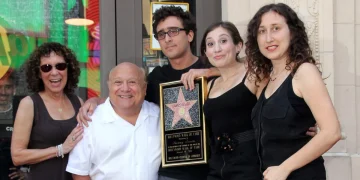 Befason aktori i njohur Danny DeVito! Tregon për gjyshen arbëreshe: Fliste një gjuhë që quhet “geg”