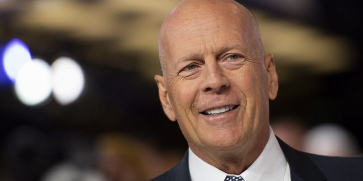 Bruce Willis nuk flet dhe nuk kupton! Përkeqësohet gjendja shëndetësore e aktorit të famshëm hollivudian