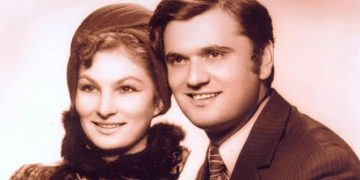 Bukuri e rrallë! Njihuni me gjyshen më të bukur shqiptare, është 70 vjeçe