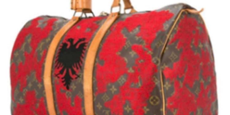 Trasta e Louis Vuitton që zbulon mjerimin e medias dhe inferioritetin e shoqërisë tonë