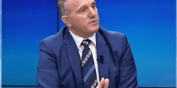 /Habit ish-funksionari i lartë i PD: “Edhe kur ishte president dhe kryeministër ai s’kishte një takim ndërkombëtar” ! Zgjedhjet më mirë t’i fitojë Rama se Berisha