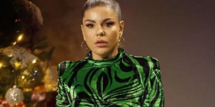 “Nuk kishte identitet, u krijua aty, rrinte si qofte, pa gojë, u shit si robot”! Dalina nuk kursehet fare ndaj banores së Big Brother VIP Albania: Ajo është një gabim televiziv!