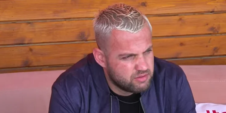 Luiz Ejlli “fenomen”! Vjen dedikimi ‘epik’ nga fansat, ja kënga që po pushton rrjetet sociale (Video)