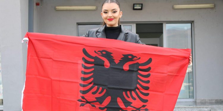 Ka Kejvina por ka edhe Ermira!