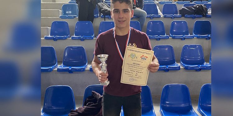 Ndahet nga jeta në moshën 16-vjeçare kampioni i Europës për moshat  në boks