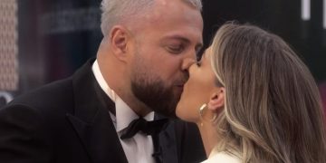 Epabesueshme…Luizi “puthet” me Oltën?! Të qeshura pafund nga loja me makarona