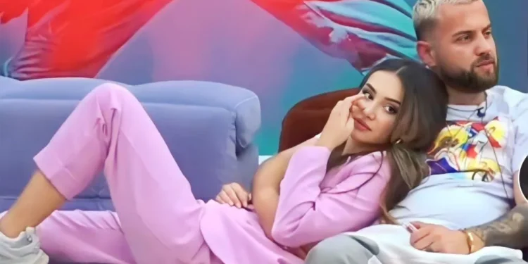 Kanë qenë këngëtar dhe biznesmen të tjerët, Luizi e pyet Kiarën: Unë jam i dashuri i 10-të i yti?!