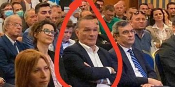 Kandidati i Metës dhe Berishës për Himarën përkrahet nga anti-shqiptari i shpallur ‘non grata’! Karathanos shfaqet në takimet e Fredi Belerit