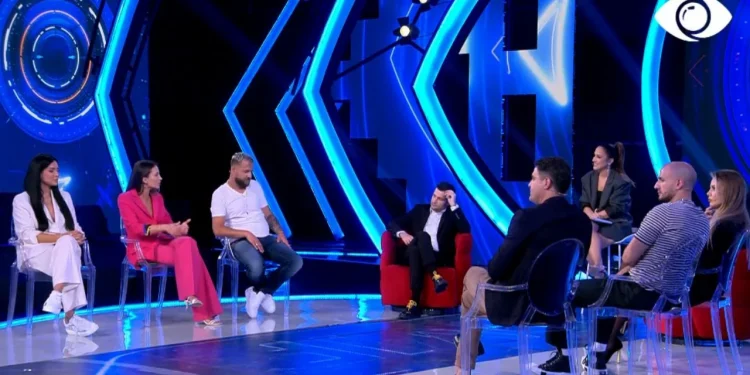 Kiara dhe Luizi tregojnë si nisi dashuria për njëri-tjetrin/ Olta i drejtohet moderatores: Vazhdoj të mendoj se ai nuk është për ty