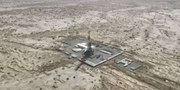 Një vrimë 11,100 metra të thellë në shkretëtirë?! Ja arsyeja pse Kina po e shpon