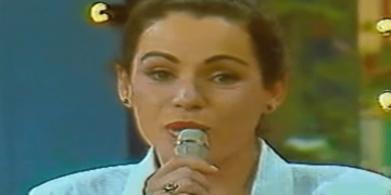 Ema Qazimi, ikona e viteve 90! Historia e një jetimje me nënën gjallë
