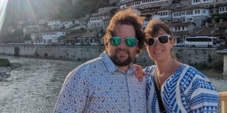 Çifti britanik: Pronari në Londër na rriti qiranë, tani jetojmë dhe punojmë në Shqipëri! Çmimet janë 80% më të ulëta se në Britani