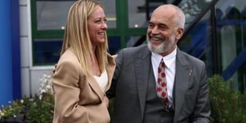 ‘Corriere della Sera’: Edi Rama, kryeministri që dashuron Italinë! Nga pikturat te ëndrra e “Shteteve të Bashkuara të Evropës”
