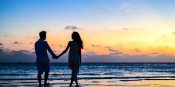 Përse nuk duhet të hiqni dorë kurrë nga dashuria