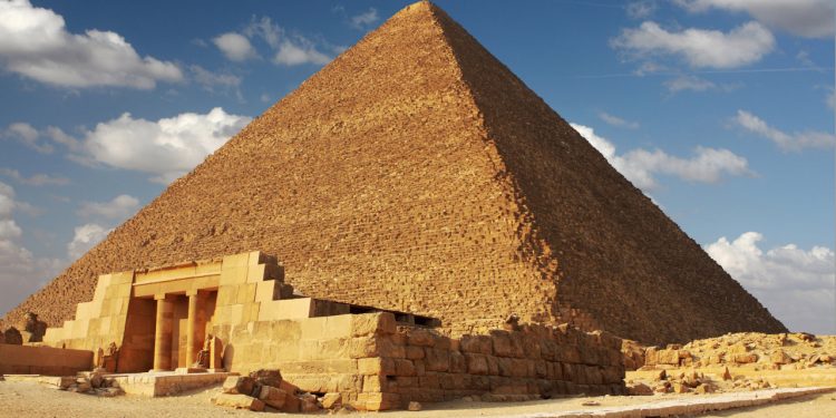 Është e gabuar! Piramida e Madhe e Egjyptit nuk u ndërtua nga skllevërit