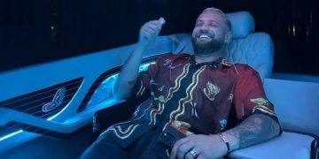 Luizi reagon pas komentit të fanses: Si pasha! Ju më dhatë mundësinë të ndryshoja, tani do jua kthej duke….