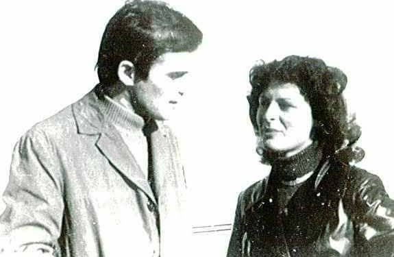 Në ditën e lindjes së aktorit dhe regjizorit Fatbardh Smaja që u largua i ri nga kjo jetë! Dedikim prekës i bashkëshortes!