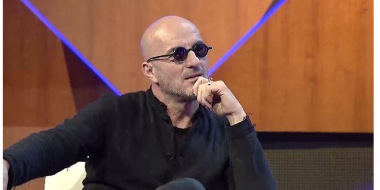 “Prapanicat dhe sutjenat u bënë vlerë”! Robert Aliaj shpërthen ndaj personavezhe të ekranit: Janë deformuar prej vitesh vetëm për t’u shitur