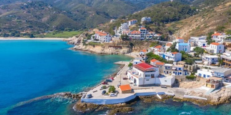 “Sekretet” e ishullit grek ku njerëzit janë aktivë deri në moshën 90-vjeçare dhe 80% e moshave 65-90 vjeç e kënaqin partnerin