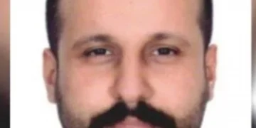 Gjashtë të vrarët brenda në makinë janë “ushtarët” e  bandës së vrasësve me motoçikleta së Baresh Boyun