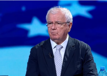 ‘Godet’ sërish Spartak Ngjela: Ja çfarë më ndodh kur shikoj një grua seksi?