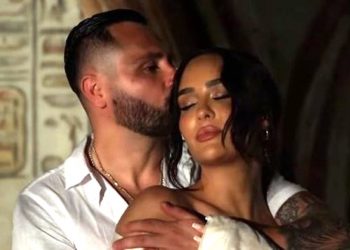 Bes Kallaku jep mesazhin e fortë: Mos lejoni askënd të fusë hundët në lidhjen tuaj, e kalova në kurriz!