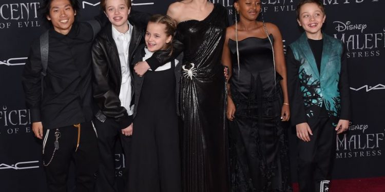 Brad Pitt/ Postimi i fshirë i djalit për ditën e babait: Gëzuar ditëlindjen për ty njeri i tmerrshëm, njeri i klasit botëror…