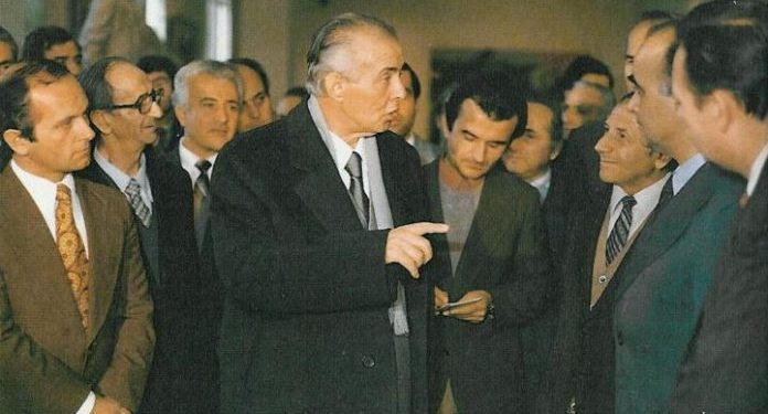 Dokumenti: “Ekzekutoni dhe më rrëfeni dëshirat e tyre të fundit”! Si miratoi Enver Hoxha eliminimin e 6 përfaqësuesve të fesë në Shkodër?