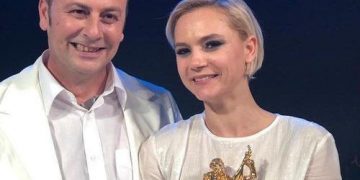 “Dritë e paç jetën dashuri”! Në shtëpinë e Eni Janit dhe Genc Fugës ka festë