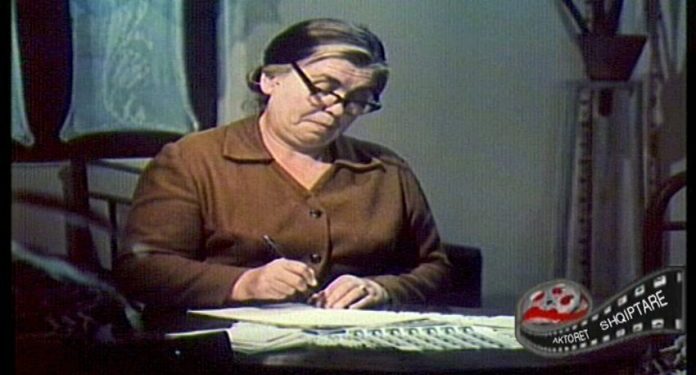 Violeta Manushi: Kemi qenë të varfër, por kemi jetuar me punë dhe me nder, duke lënë pas emrin e mirë