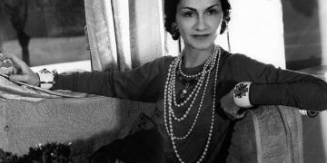 Coco Chanel, historia e një gruaje që ndryshoi miliona gra