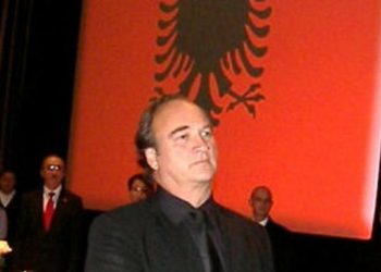 Jim Belushi, korçari që nuk tradhtoi rrënjët: Ja si u rrita unë, djali i një emigranti!