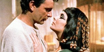 “Misteri”: Çfarë ishte “puthja e vdekjes”?