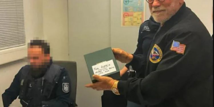 Shkak një orë/ Arnold Schwarzenegger ndalohet nga policia në aeroportin e Mynihut