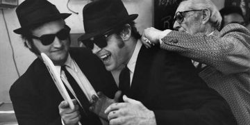 Si sot 75 vjet më parë lindi aktori i pavdekshëm John Belushi